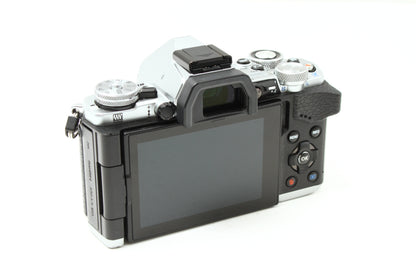 OM-D E-M5 Mark II シルバー