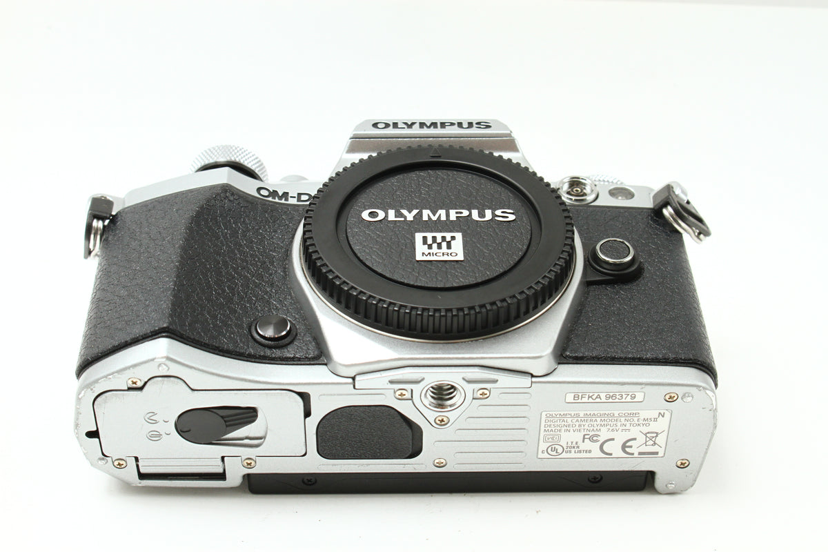 OM-D E-M5 Mark II シルバー