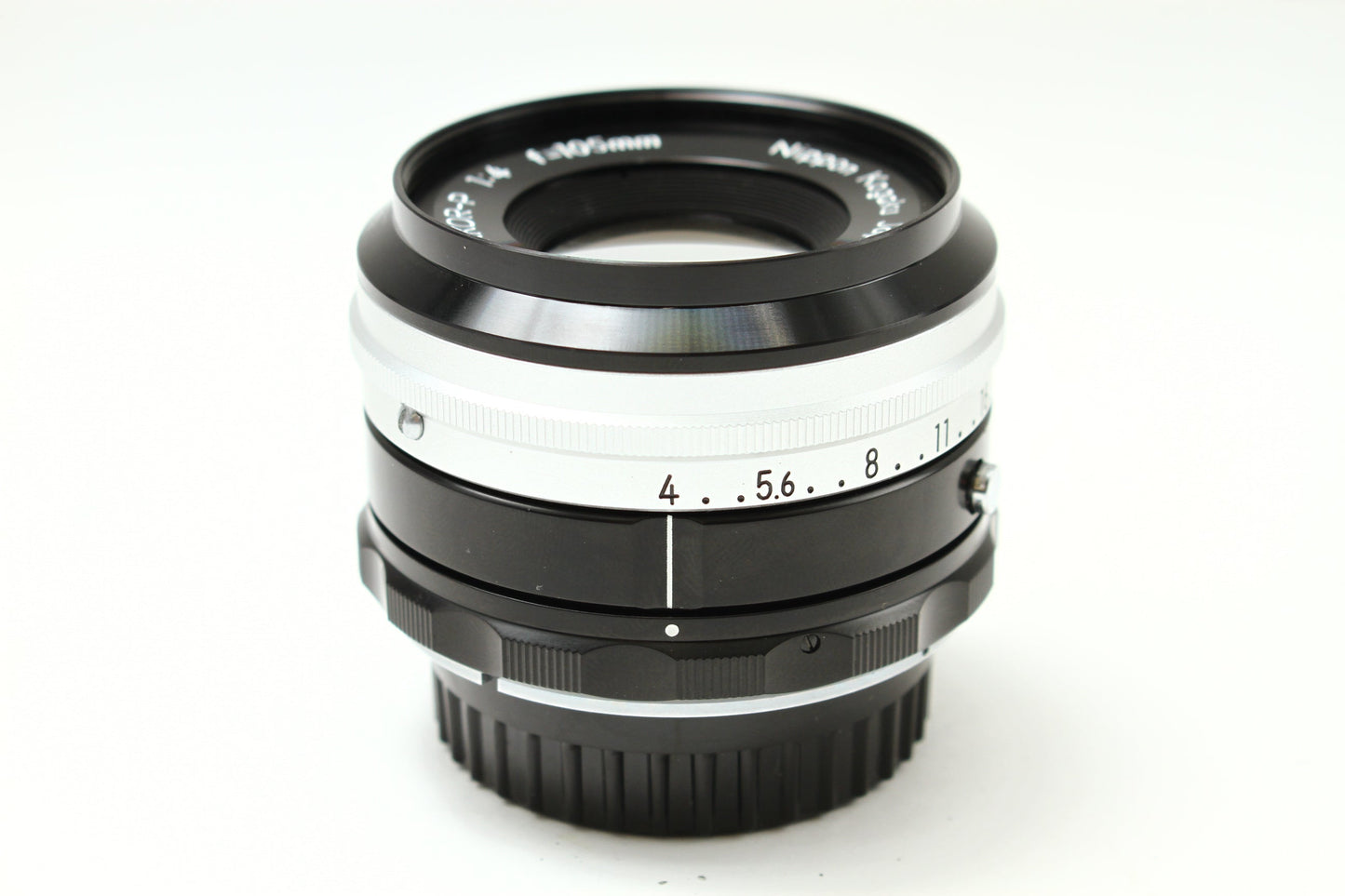 NIKKOR P 105/4 + ベローズアタッチメント PB-4
