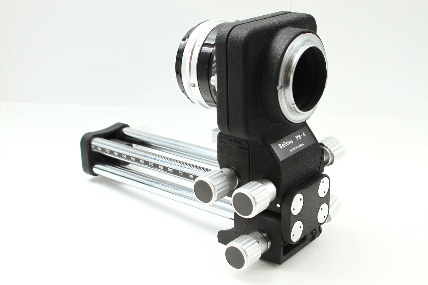 NIKKOR P 105/4 + ベローズアタッチメント PB-4