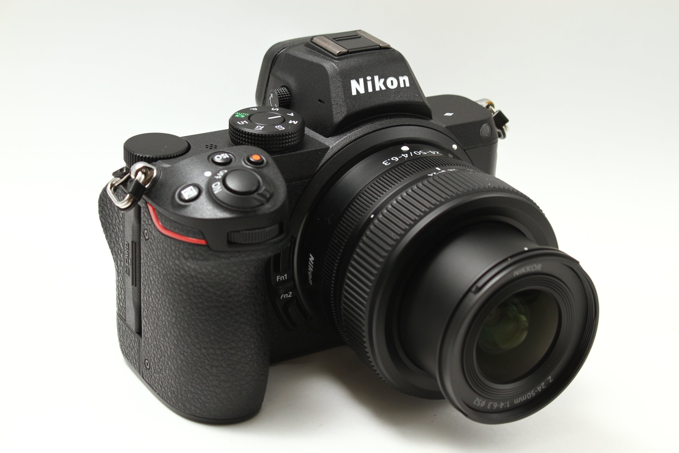Nikon (ニコン) Z5 + Z 24-50 レンズキット デジタルカメラ ミラーレス