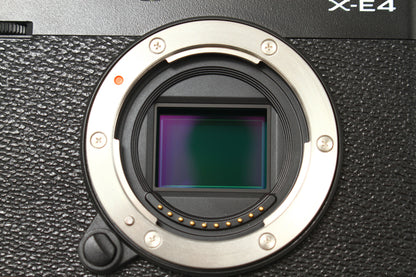 X-E4 ブラック
