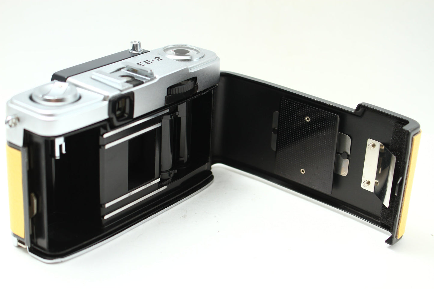 PEN EE-2 D.Zuiko 28/3.5 革張り替え イエロー