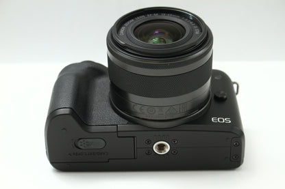 EOS Kiss M ブラック + 15-45 IS STM + 22 STM Wレンズキット