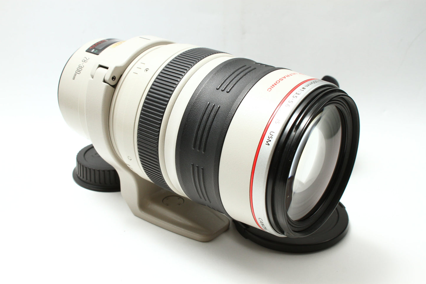 EF 28-300/3.5-5.6 L IS USM