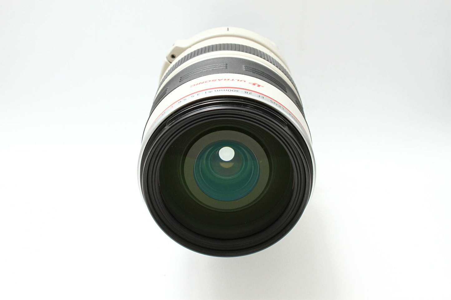 EF 28-300/3.5-5.6 L IS USM