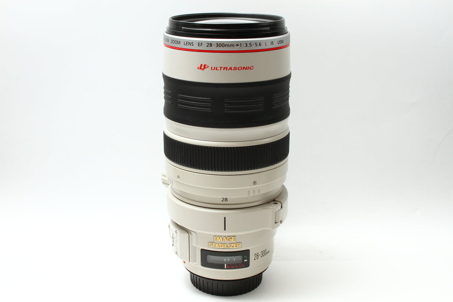 EF 28-300/3.5-5.6 L IS USM