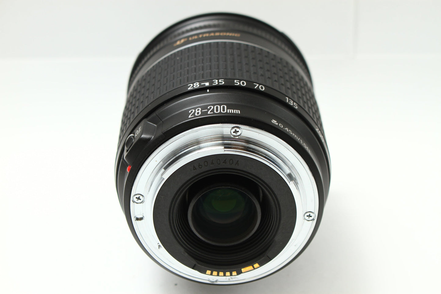 EF 28-200/3.5-5.6 USM