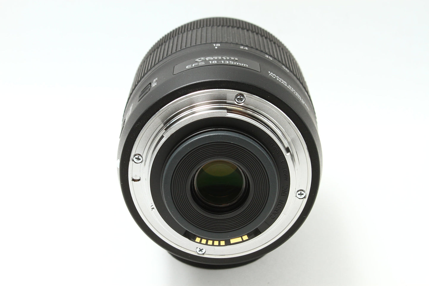 EF-S 18-135/3.5-5.6 IS USM