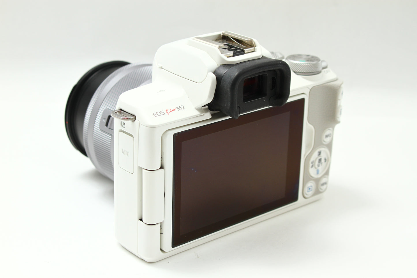 EOS Kiss M2 ホワイト Wズームキット