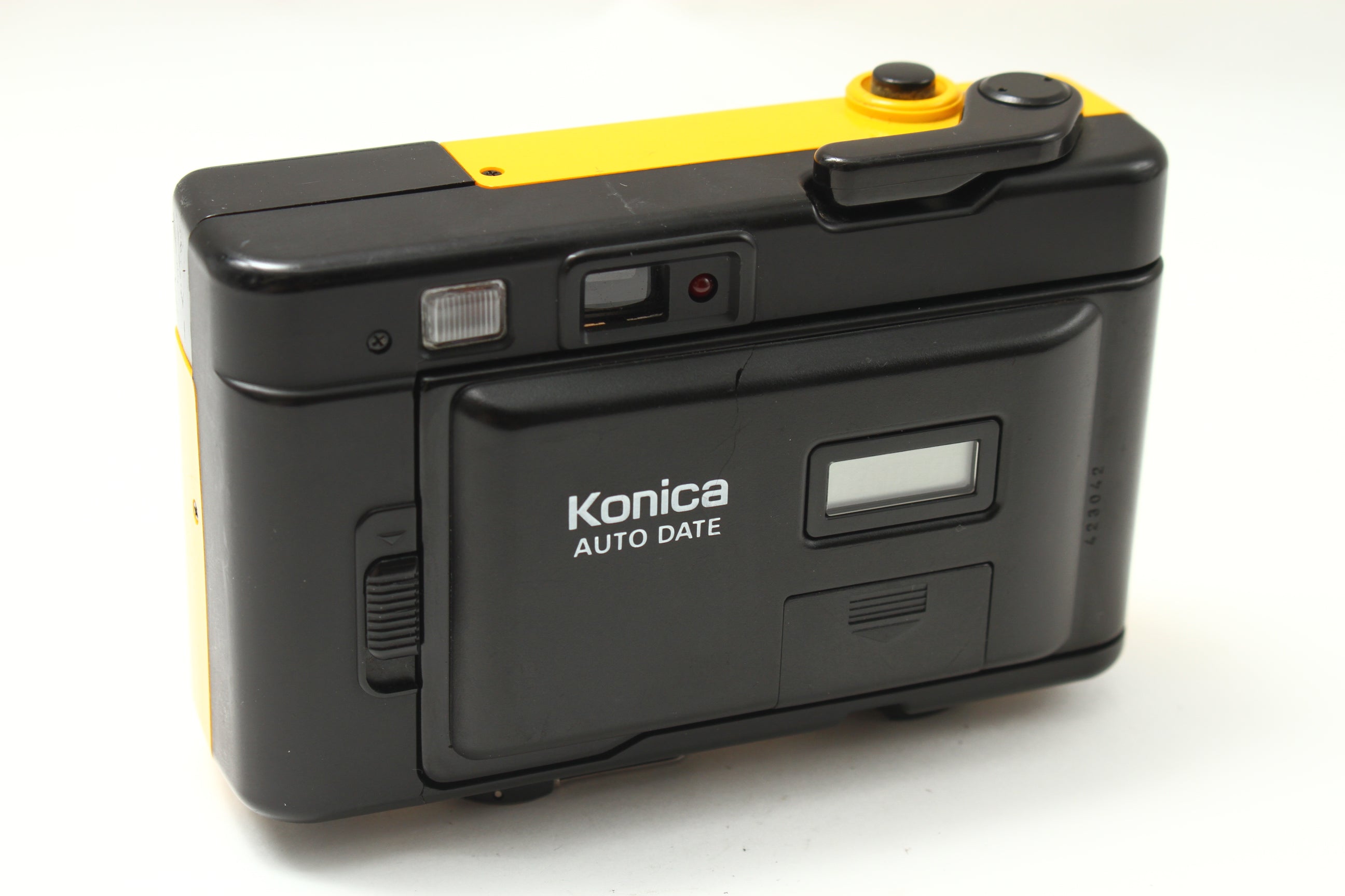 ★美品★　Konica EFJ AUTO DATE フィルムカメラ Konica (コニカ) EFJ AUTO DATE HEXANON 36/4 イエロー フィルムカメラ