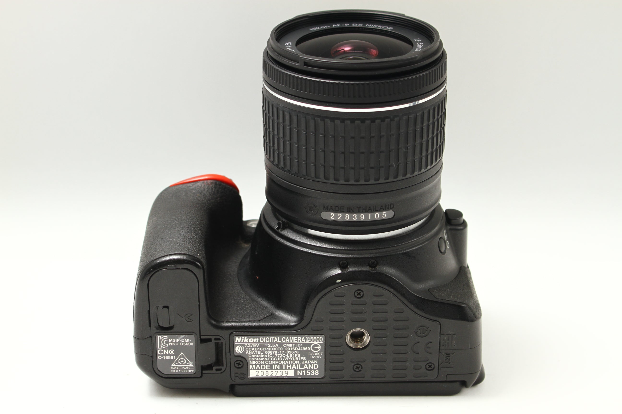 Nikon (ニコン) D5600 + AF-P 18-55 G VR レンズキット デジタルカメラ