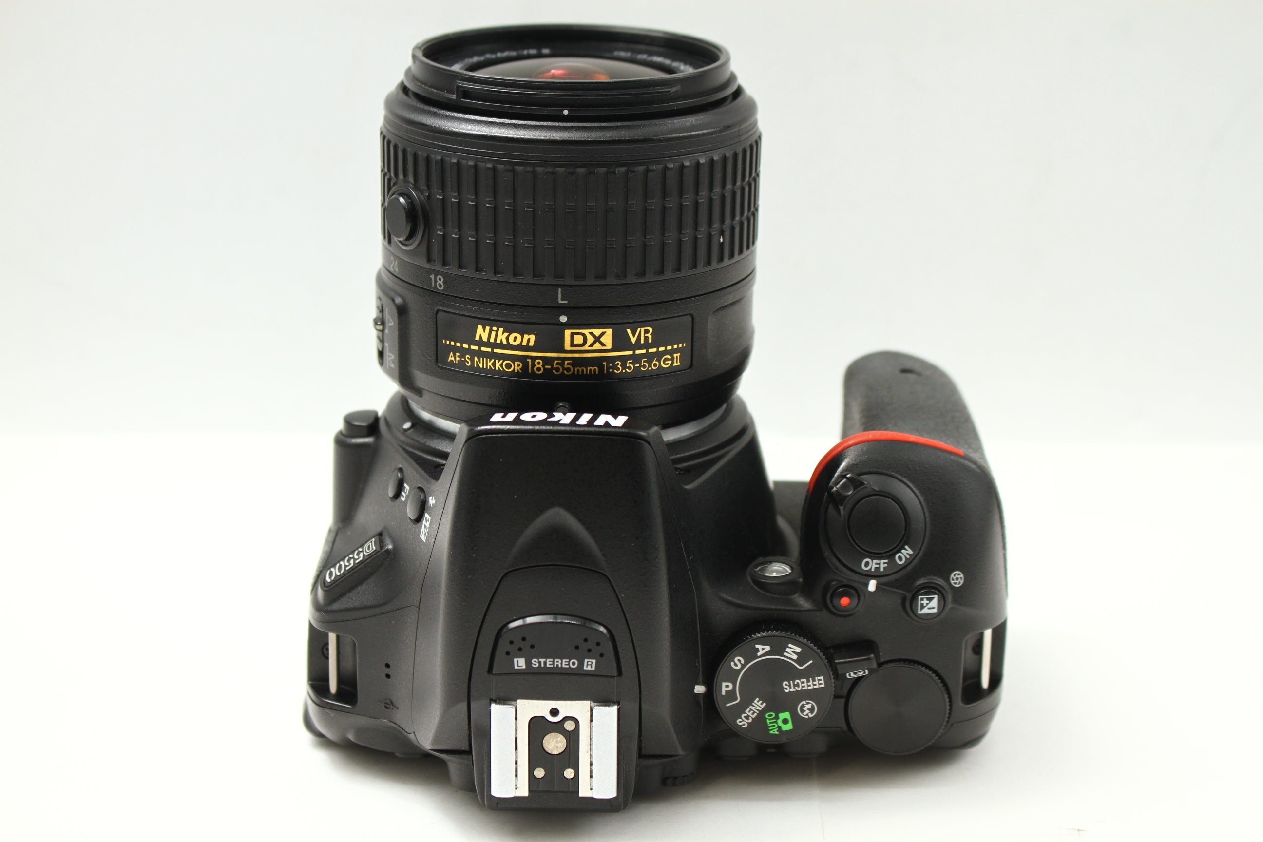 Nikon (ニコン) D5500 ブラック + 18-55 G VR II レンズキット