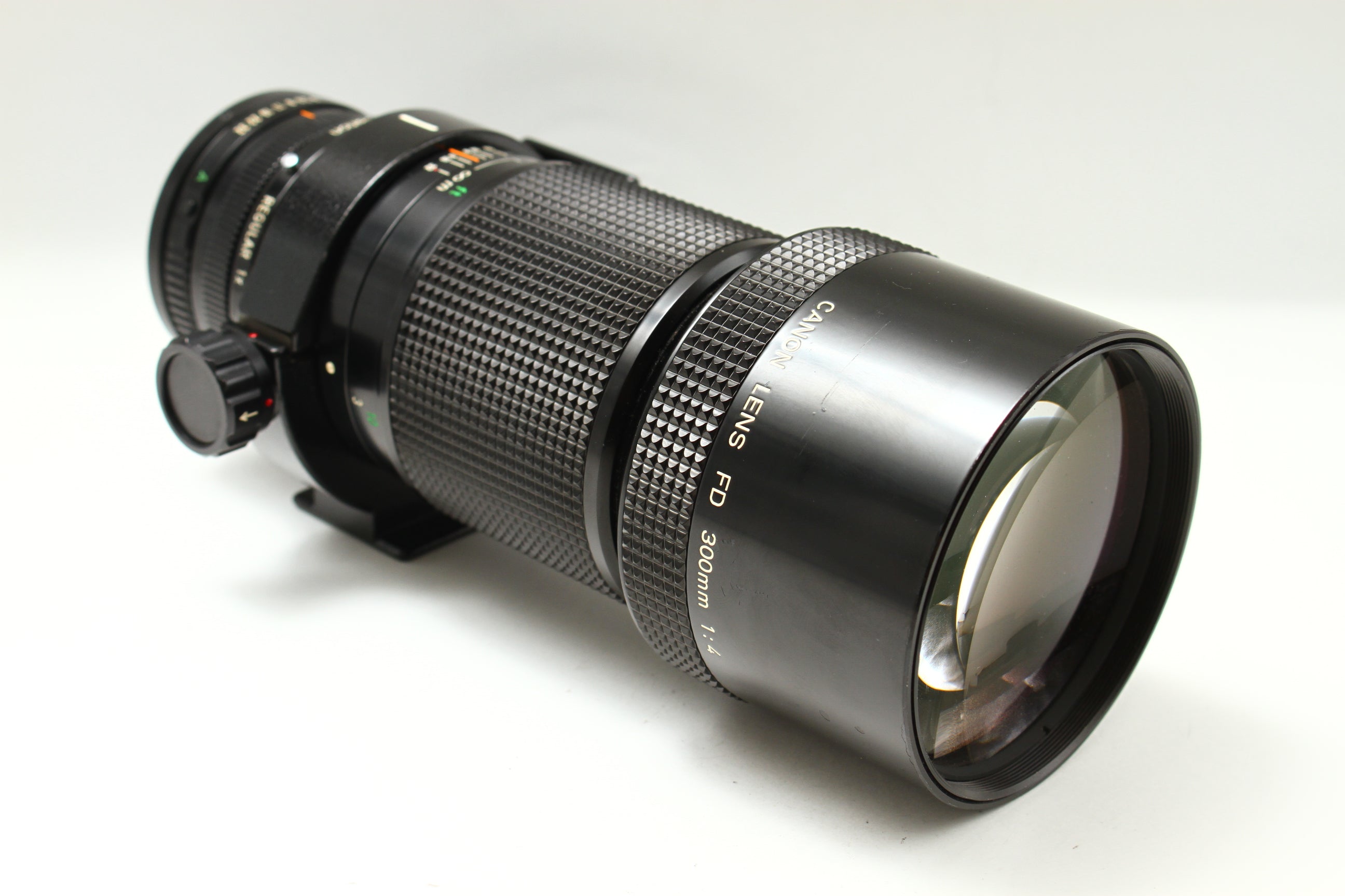 Canon (キヤノン) NEW FD 300/4 レンズ MF一眼用 – にっしんカメラ