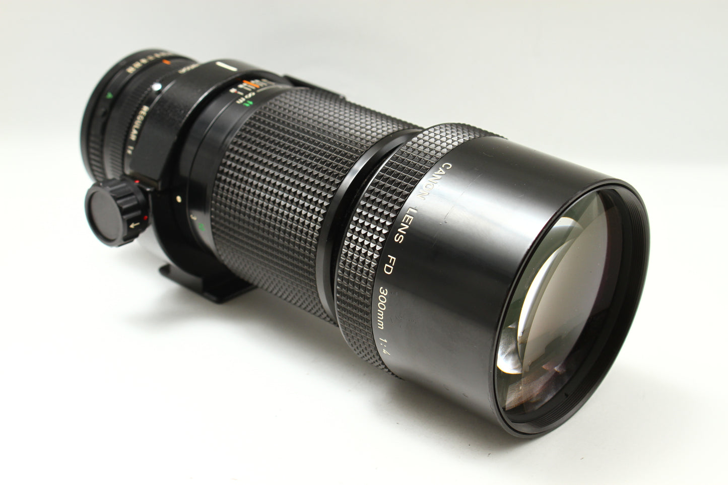 NEW FD 300/4