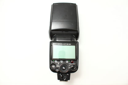 SB-900