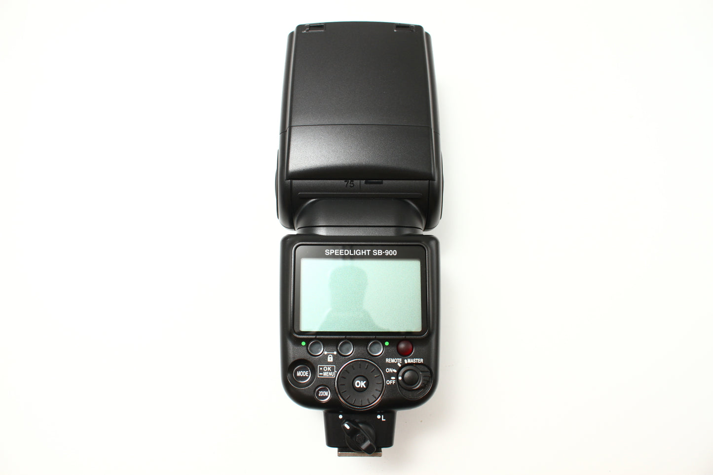 SB-900