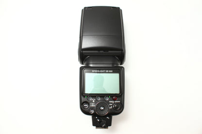 SB-900
