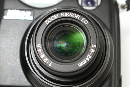 COOLPIX 5400