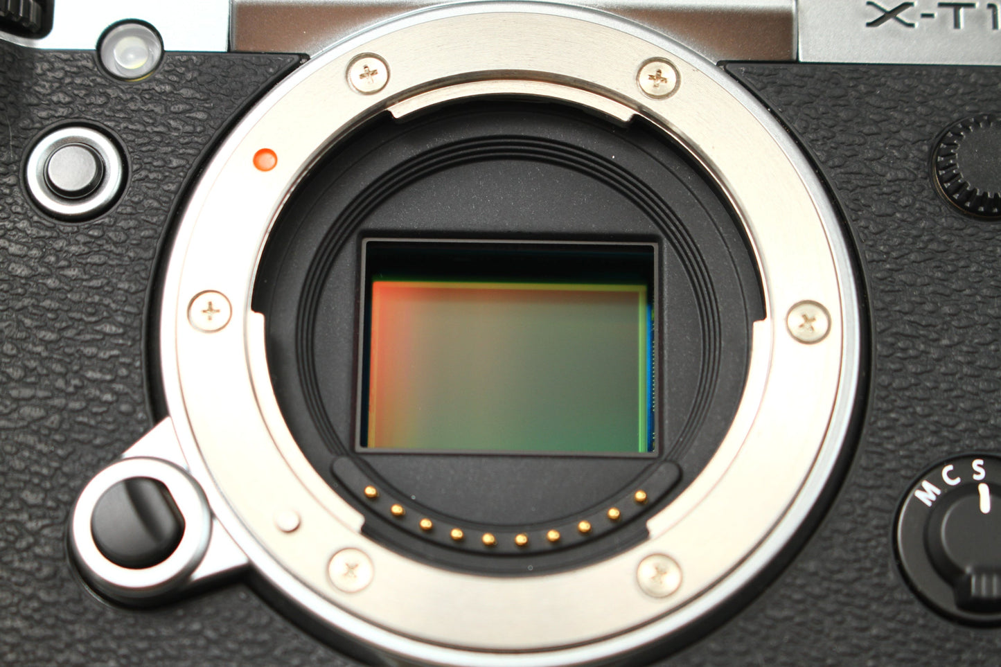 X-T1 Graphite Silver Edition + ハンドグリップ