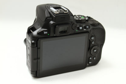 D5600