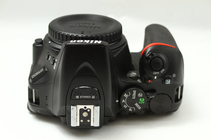 D5600