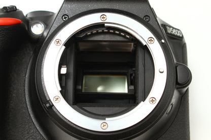 D5600