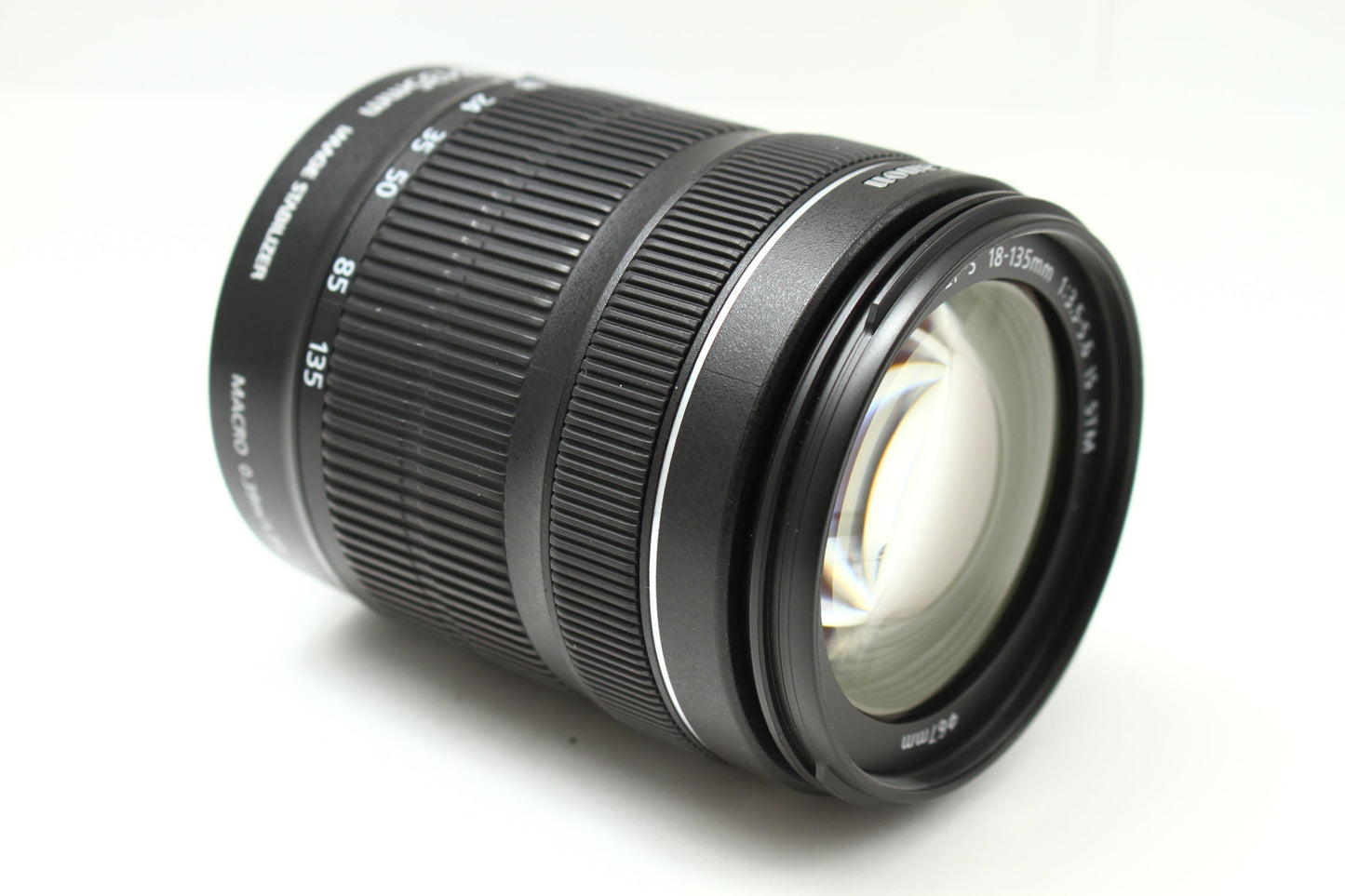 EF-S 18-135/3.5-5.6 IS STM