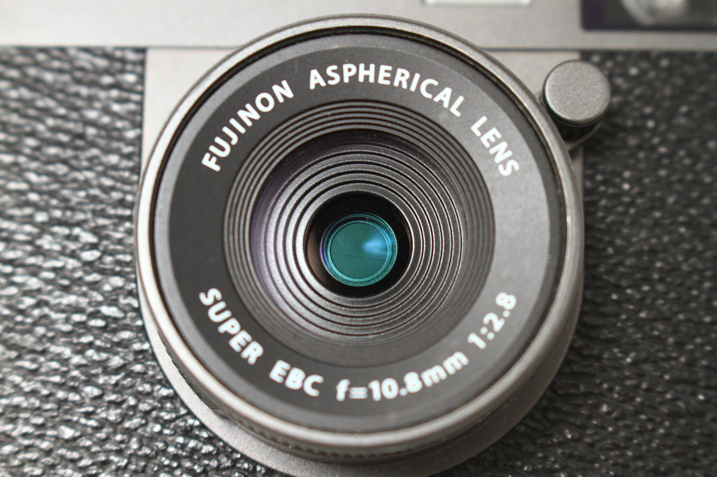 X half X-HF1 チャコールシルバー