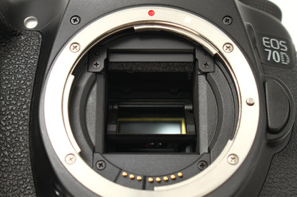 EOS 70D