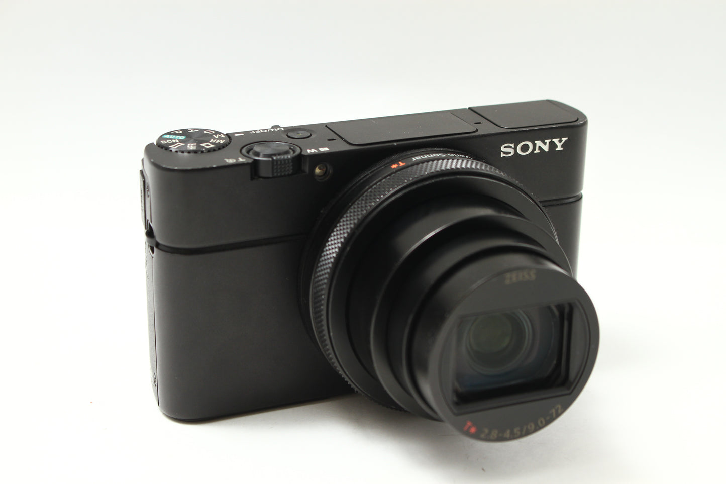 DSC-RX100M6