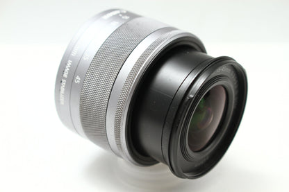 EF-M 15-45/3.5-6.3 IS STM シルバー