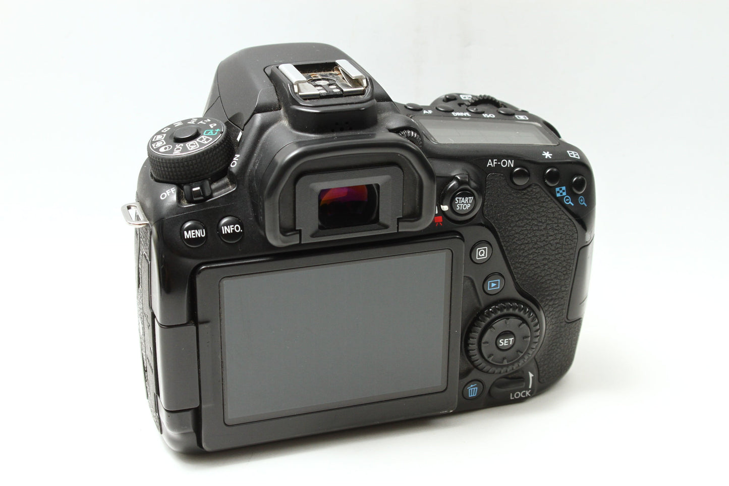 EOS 80D