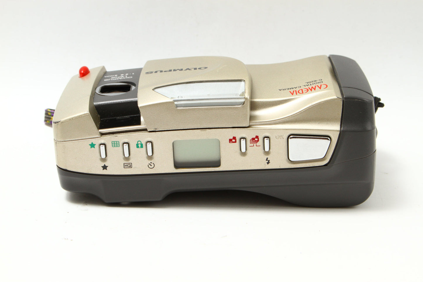 CAMEDIA C-820L (1997年発売)