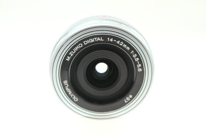 OM-D E-M10 Mark III シルバー + EZ 14-42 レンズキット