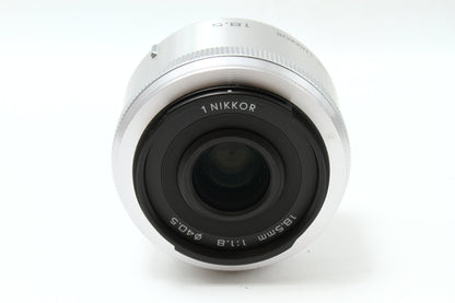 J1 ブラック + 1 NIKKOR 18.5/1.8 シルバー