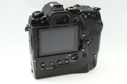 OM-D E-M1X