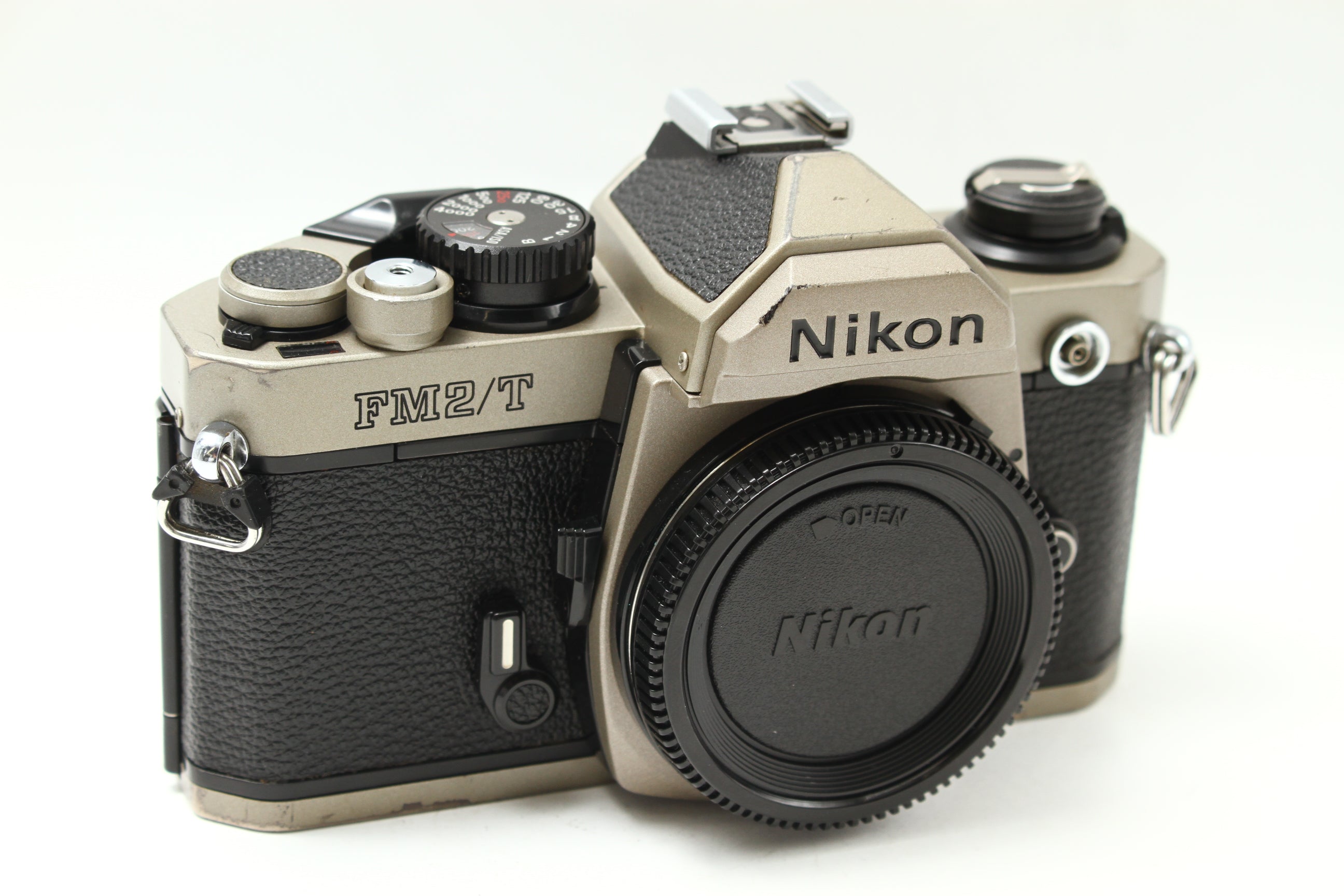 Nikon FM2 一眼レフカメラ ProBack付き Amazon | Nikon ニコン NEW FM2 シルバー | 一眼レフカメラ 通販