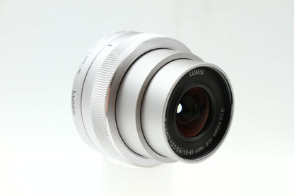 G VARIO 12-32/3.5-5.6 ASPH.MEGA O.I.S. シルバー