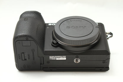 α6600