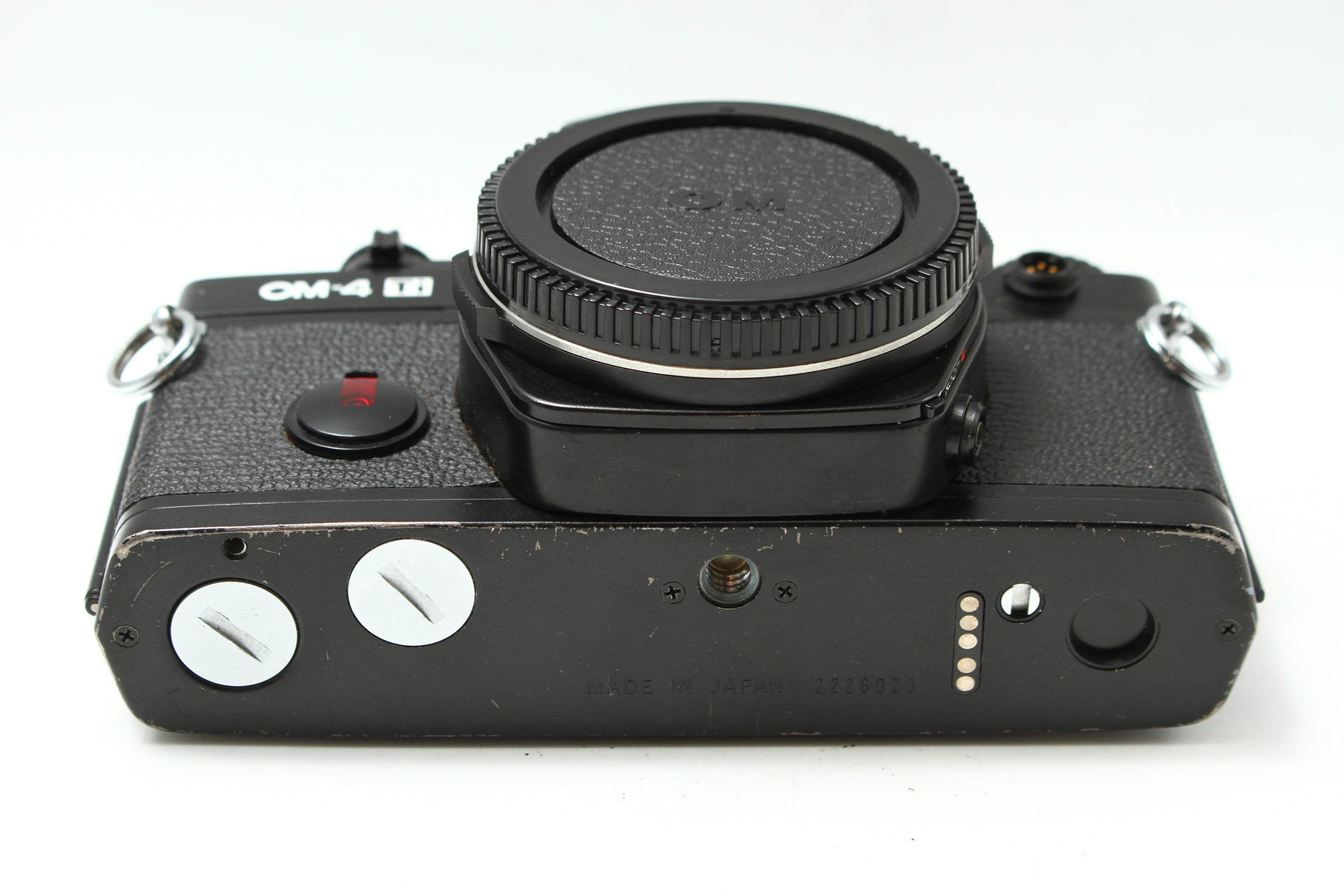 OLYMPUS (オリンパス) OM-4 Ti ブラック フィルムカメラ 一眼レフ – に