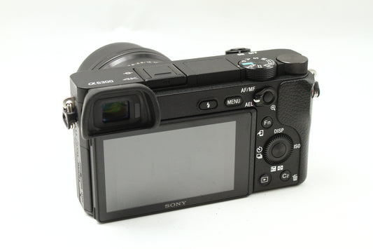 α6300 ブラック + E 16-50 OSS PZ レンズキット