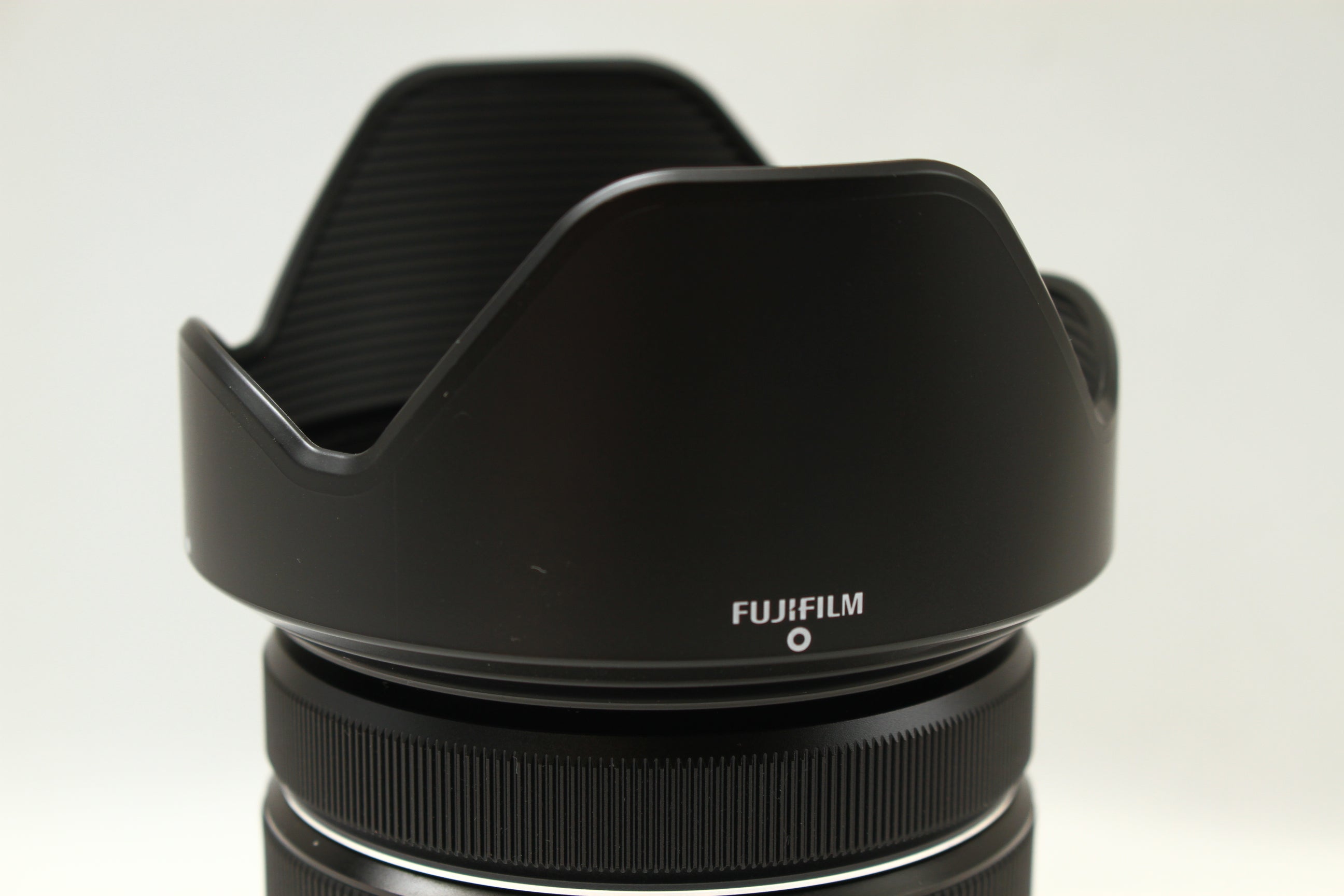 Fさん専用 FUJIFILM (フジフイルム) XF 16-80/4 R OIS WR レンズ ミラーレス用