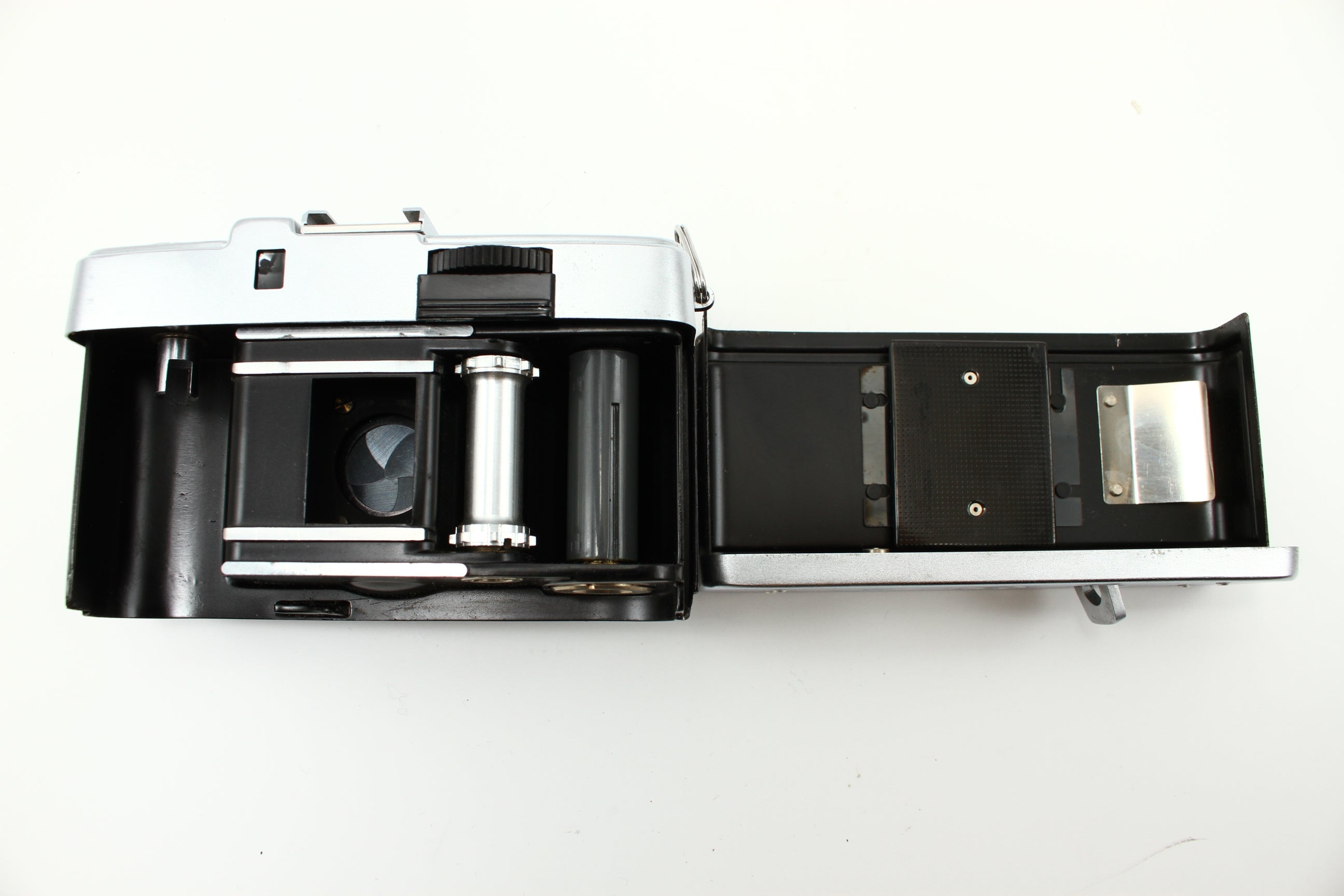 OLYMPUS (オリンパス) PEN S D.Zuiko 3cm/2.8 フィルムカメラ