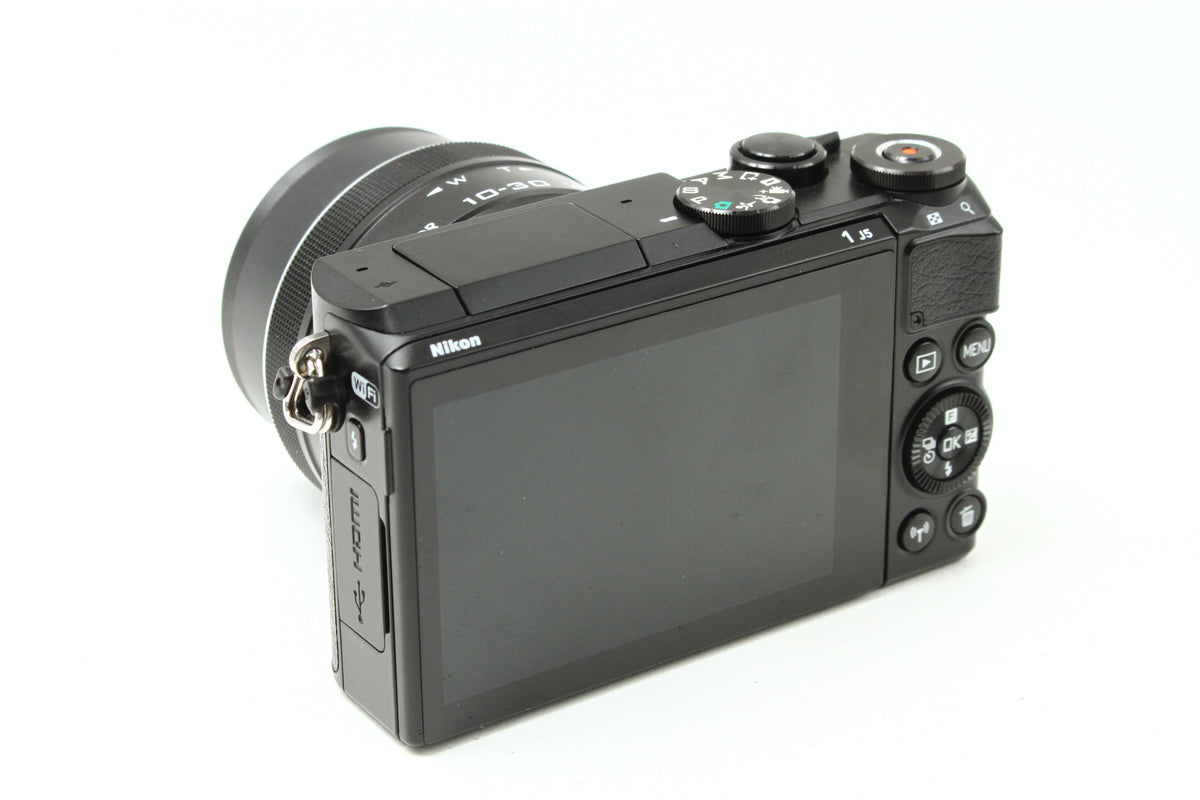 1 J5 ブラック + VR 10-30 PD-ZOOM レンズキット