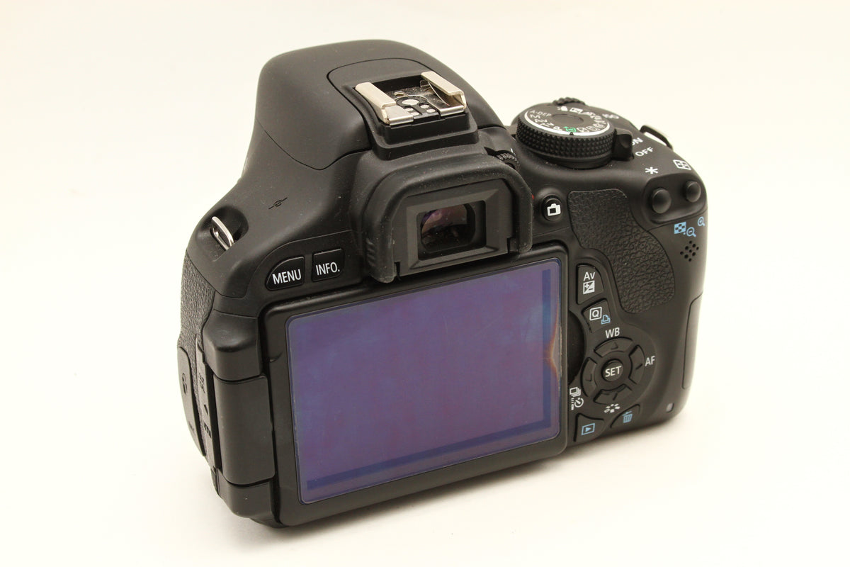 EOS Kiss X5