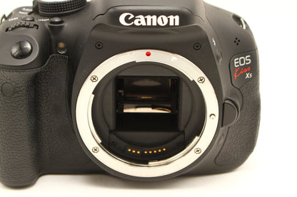 EOS Kiss X5