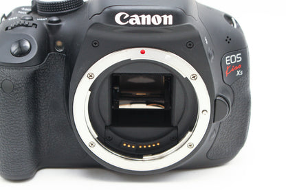 EOS Kiss X5
