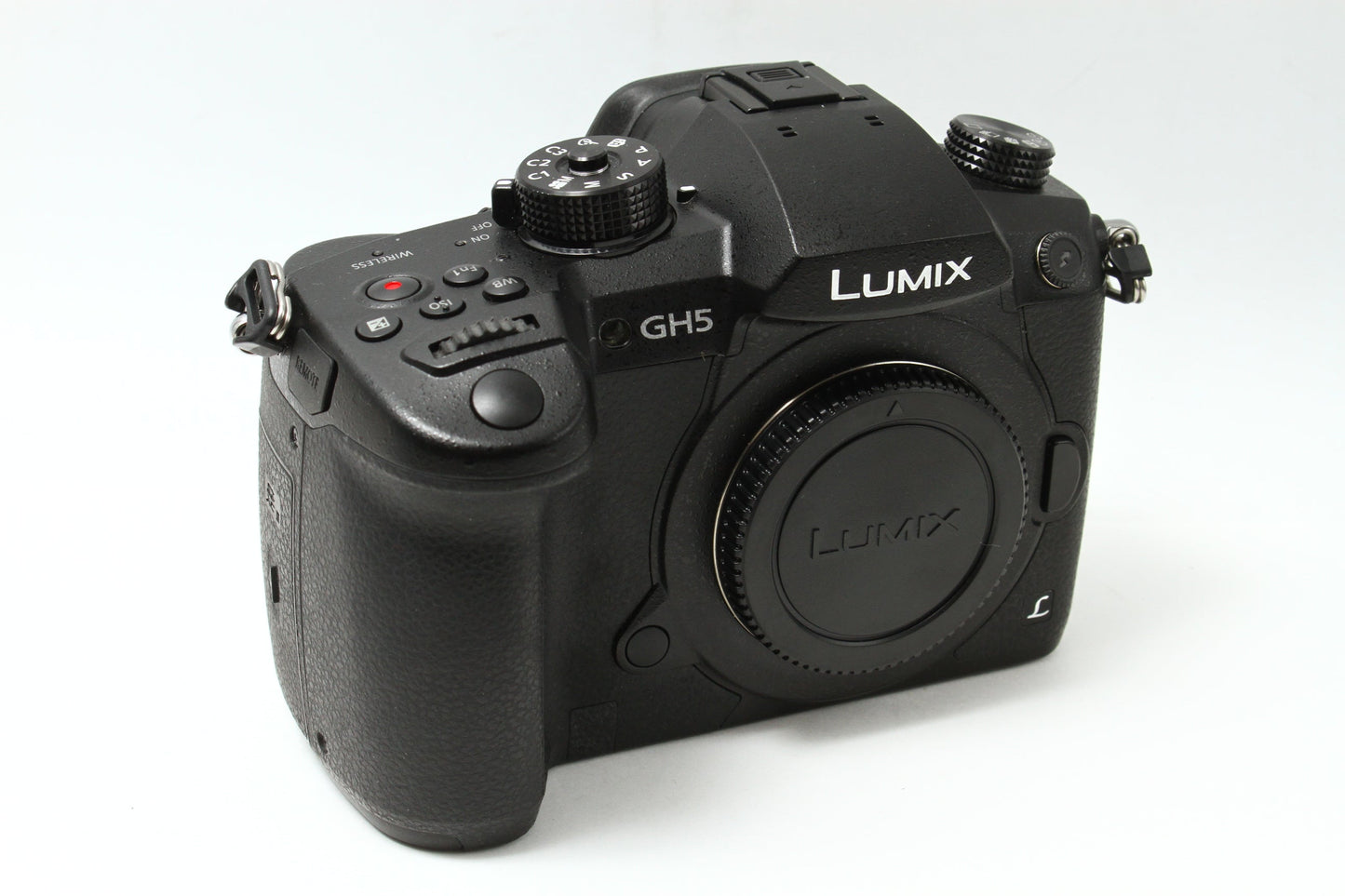 LUMIX DC-GH5