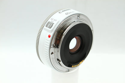 EF 40/2.8 STM ホワイト